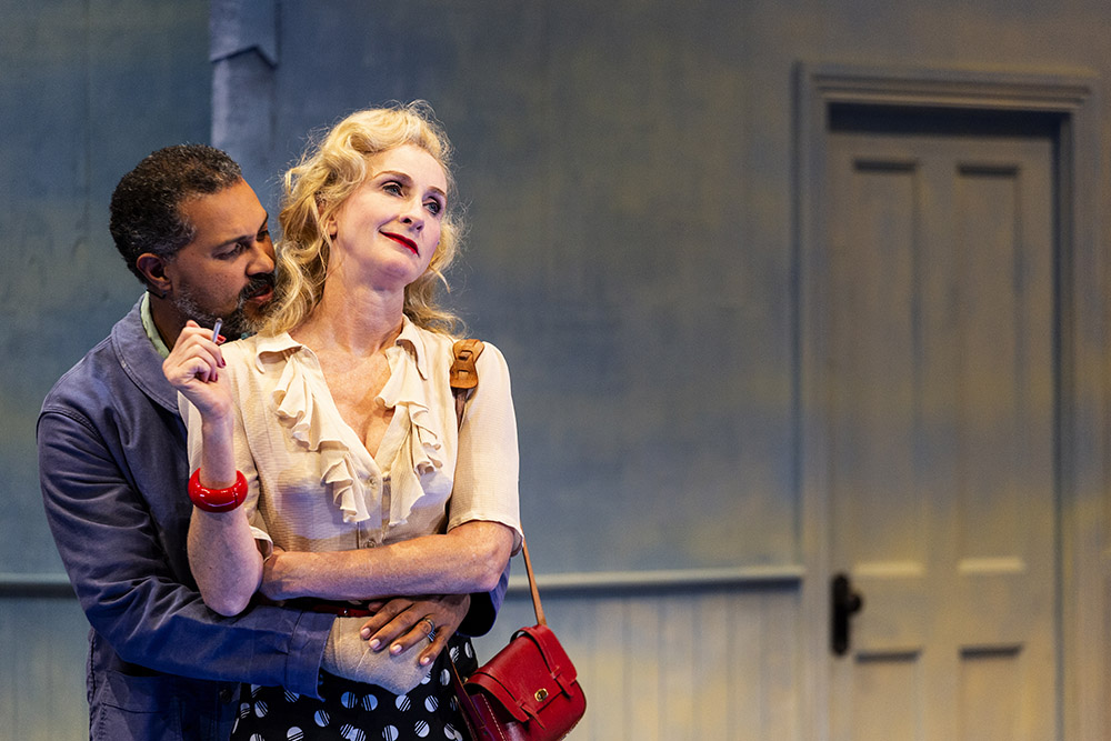 Production still for "Cloudstreet". L-R: Bert LaBonté, Natasha Herbert. Photographer: Pia Johnson