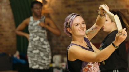 A Pacifist's Guide to the War on Cancer (2018), Photographer: Helen Murray