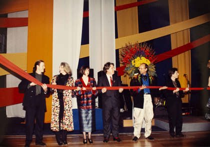 Ribbon cutting (1990)