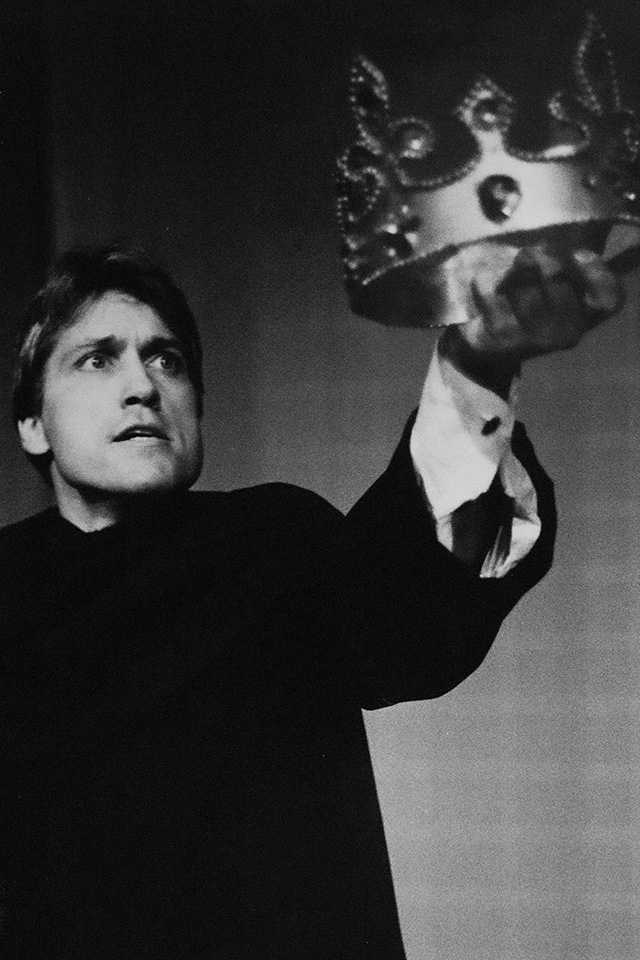 Production still for "The Greatest Man on Earth". Gerhard Metz. Photographer: Jeff Busby