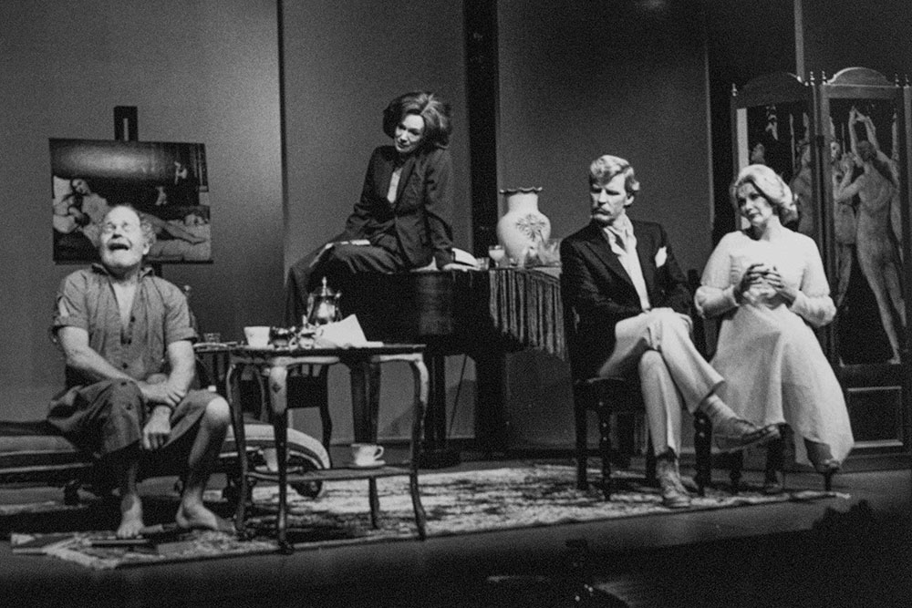 Production still for "Buena Vista". L-R: Robin Cuming as Dobson, Gerda Nicolson as Rosie, Peter Paulsen as Shillinglaw, Anne Charleston as Lily. Photographer: Jeff Busby