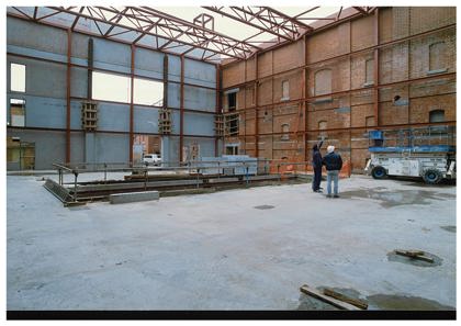 Construction of the Merlyn Theatre