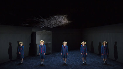 Picnic at Hanging Rock (2016)