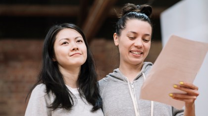 Going Down (2018) Rehearsal, Photographer: Phoebe Powell