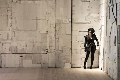 Production still for "Black Rider: The Casting of the Magic Bullets". Meow Meow. Photographer: Pia Johnson