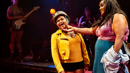 Barbara and the Camp Dogs (2019), Photographer: Pia Johnson