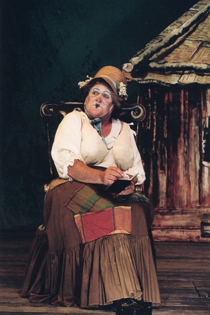 Production still for "Babes in the Wood" (2003). Max Gillies as Aunty Avaricia. Photographer: Lisa Tomasetti