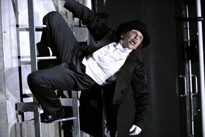 Production still from the Young Vic production of "Kafka's Monkey". Kathryn Hunter. Photographer: Keith Pattison