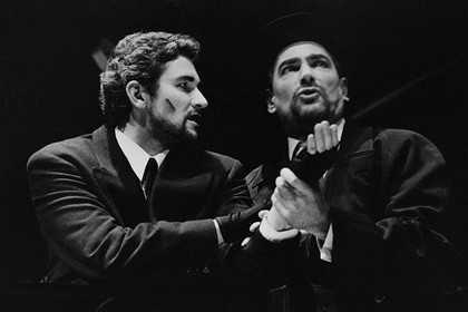 Production still for "King Lear". L-R: David Pledger as Edmund, Ian Scott as Gloucester. Photographer: Jeff Busby